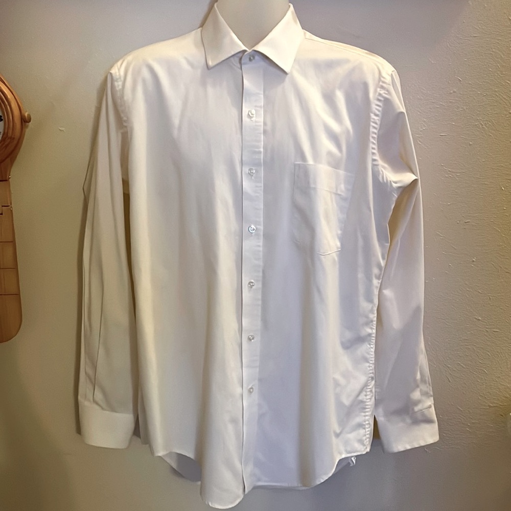 ARROW BRADSTREET Men’s Button Down Dress Shirt